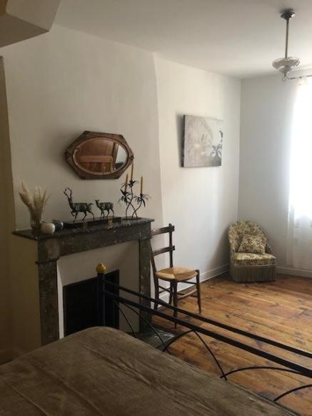 Maison Ichabelenia Salies-de-Béarn Εξωτερικό φωτογραφία